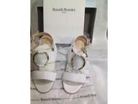 russell and bromley trick